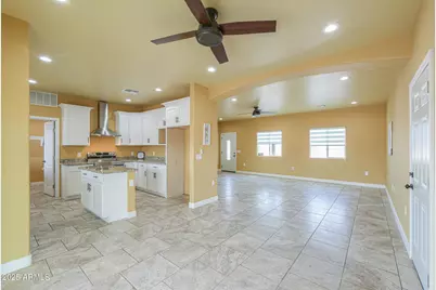 210 N Pettoshas Drive, Maricopa, AZ 85139 - Photo 10