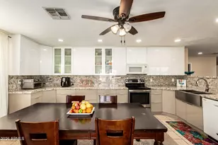 2 E Muriel Dr, Phoenix, AZ 85022 - Photo 1