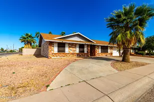 2 E Muriel Dr, Phoenix, AZ 85022 - Photo 6