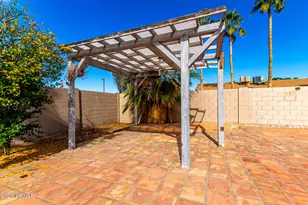 2 E Muriel Dr, Phoenix, AZ 85022 - Photo 30