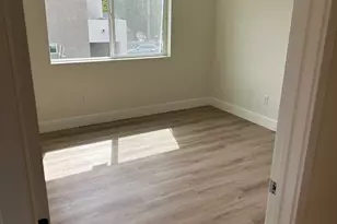 2545 N 29th Pl, Phoenix, AZ 85008 - Photo 12