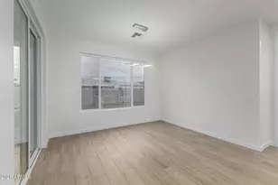 10525 W Buena Vista Dr, Arizona City, AZ 85123 - Photo 12