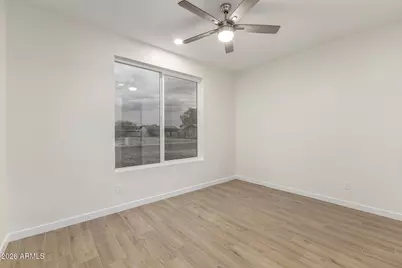 10525 W Buena Vista Drive, Arizona City, AZ 85123 - Photo 34