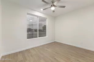 10525 W Buena Vista Dr, Arizona City, AZ 85123 - Photo 34