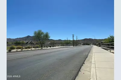 9908 S 43rd Avenue, Laveen, AZ 85339 - Photo 8