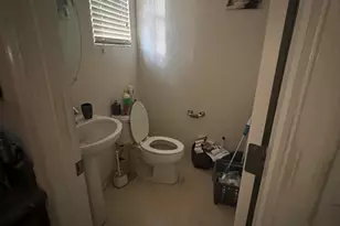 2016 N 78th Ave, Phoenix, AZ 85035 - Photo 16