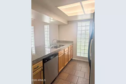 3039 N 38th Street #1, Phoenix, AZ 85018 - Photo 6