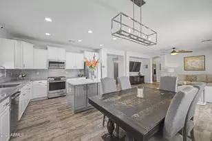 2733 E Rakestraw Ln, Gilbert, AZ 85298 - Photo 16