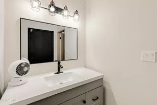 2628 W Roveen Ave, Phoenix, AZ 85029 - Photo 24