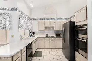 9543 W Sierra Pinta Dr, Peoria, AZ 85382 - Photo 12