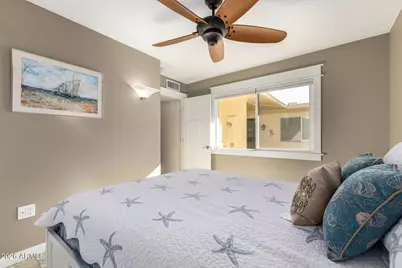 10818 W Santa Fe Drive, Sun City, AZ 85351 - Photo 14