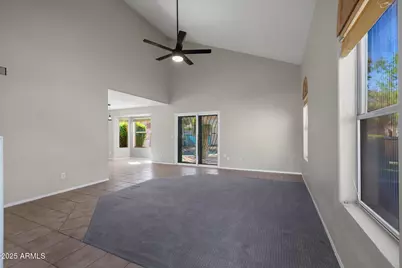 1683 W Maplewood Street, Chandler, AZ 85286 - Photo 2