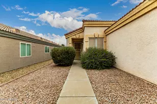 11340 W Madisen Ellise Dr, Surprise, AZ 85378 - Photo 8