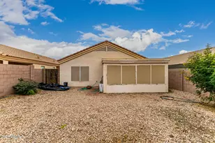 11340 W Madisen Ellise Dr, Surprise, AZ 85378 - Photo 12
