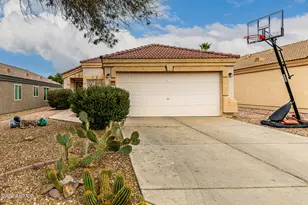 11340 W Madisen Ellise Dr, Surprise, AZ 85378 - Photo 2