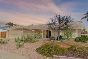 4722 E Wintu Way, Phoenix, AZ 85044 - Photo 1