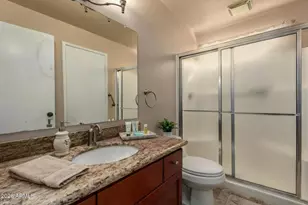 4722 E Wintu Way, Phoenix, AZ 85044 - Photo 8