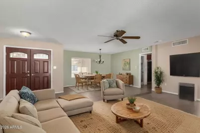 4722 E Wintu Way, Phoenix, AZ 85044 - Photo 2