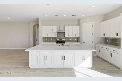 19473 W Osborn Road, Litchfield Park, AZ 85340 - Photo 10