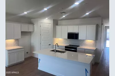 17610 W Onyx Avenue, Waddell, AZ 85355 - Photo 4