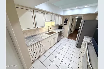 12702 W Ashwood Drive, Sun City West, AZ 85375 - Photo 10