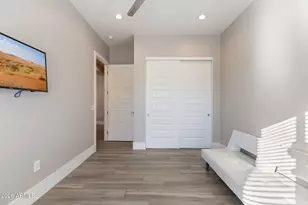 2252 E South Mountain Ave, Phoenix, AZ 85042 - Photo 32