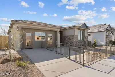 24047 W Pueblo Avenue, Buckeye, AZ 85326 - Photo 2