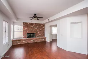 11022 W Laurelwood Ln, Avondale, AZ 85392 - Photo 6