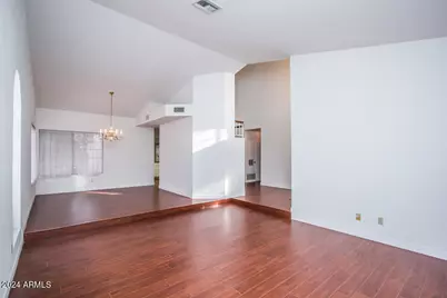 11022 W Laurelwood Lane, Avondale, AZ 85392 - Photo 4