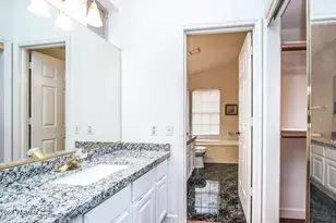 11022 W Laurelwood Ln, Avondale, AZ 85392 - Photo 24