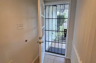 1825 E Orange Dr, Phoenix, AZ 85016 - Photo 24