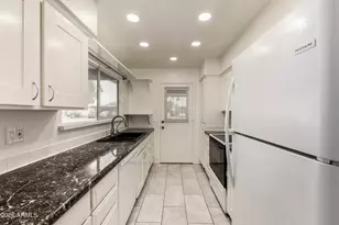 1976 E Del Sur Dr, Tempe, AZ 85283 - Photo 16