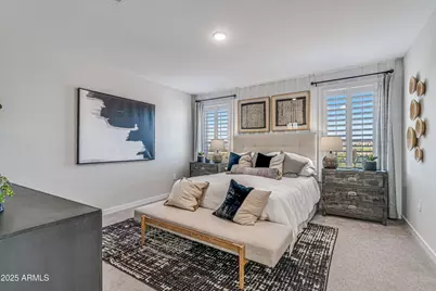 17807 W Mission Lane, Waddell, AZ 85355 - Photo 4