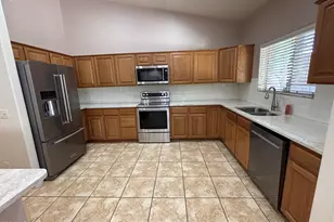 2180 Remington Dr, Sierra Vista, AZ 85635 - Photo 10