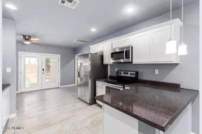 1636 E Whitton Avenue, Phoenix, AZ 85016 - Photo 1