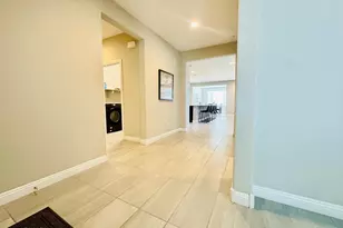 8846 W Palo Verde Dr, Glendale, AZ 85305 - Photo 6