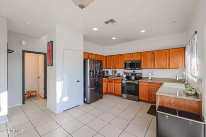 9214 S 35th Glen, Laveen, AZ 85339 - Photo 4