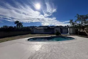 108 E Monte Wy, Phoenix, AZ 85042 - Photo 4