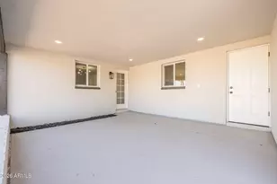 108 E Monte Wy, Phoenix, AZ 85042 - Photo 30