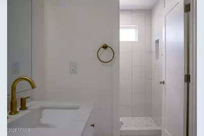 2006 W Madison Street # 2, Phoenix, AZ 85009 - Photo 12