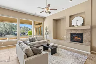 8608 S 28th Pl, Phoenix, AZ 85042 - Photo 4