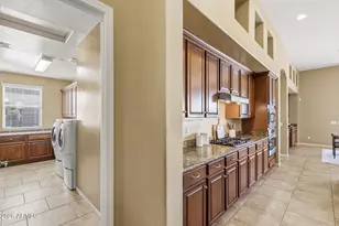 8608 S 28th Pl, Phoenix, AZ 85042 - Photo 32