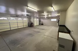 9251 W Wenden Dr, Arizona City, AZ 85123 - Photo 22