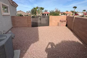 9251 W Wenden Dr, Arizona City, AZ 85123 - Photo 34