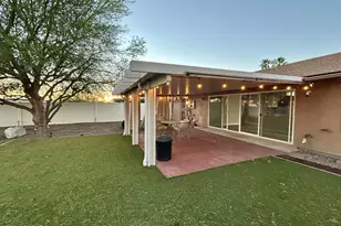 9831 W Wrangler Dr, Sun City, AZ 85373 - Photo 6