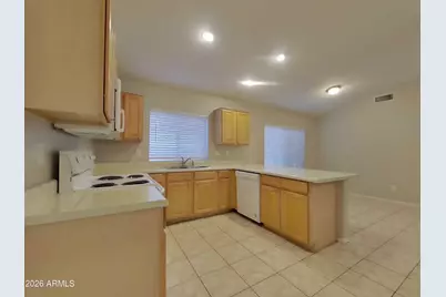 18071 N 113th Avenue, Surprise, AZ 85378 - Photo 6