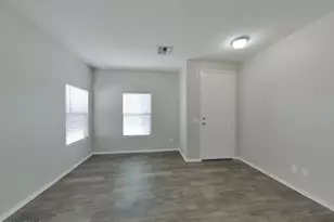 22872 S 218th St, Queen Creek, AZ 85142 - Photo 2