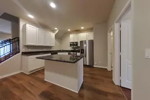 3446 E Avalon Dr, Phoenix, AZ 85018 - Photo 6