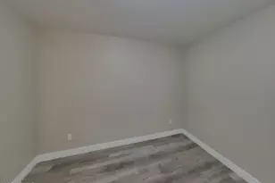 10733 W Taft St, Phoenix, AZ 85037 - Photo 14