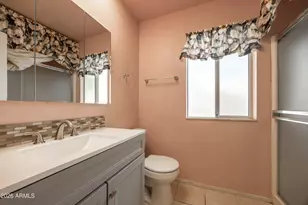 10905 W El Capitan Cir, Sun City, AZ 85351 - Photo 14